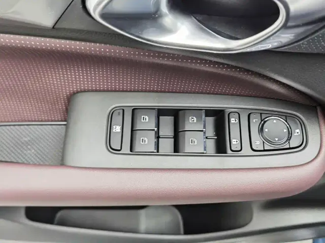 GAC Trumpchi M6 — Фото автомобиля 9