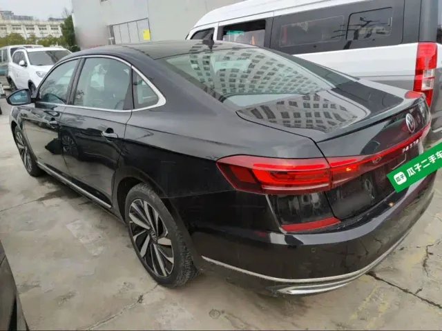 Volkswagen Passat — Фото автомобиля 22