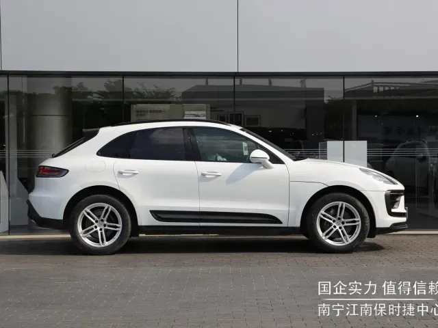 Porsche Macan — Фото автомобиля 5