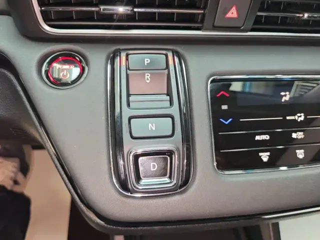 Honda Odyssey — Фото автомобиля 13