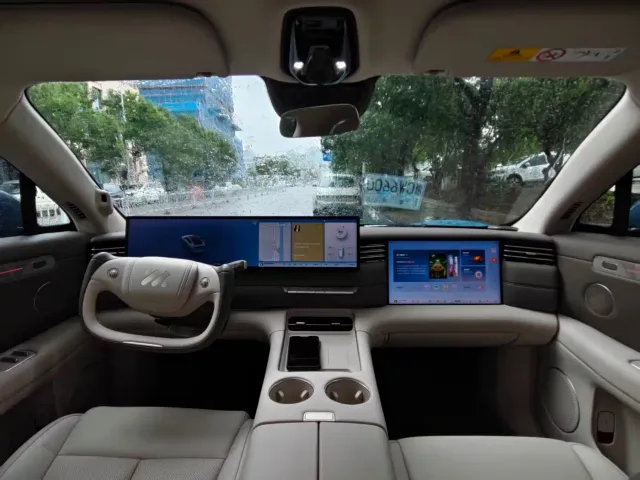 IM Motors LS6 — Фото автомобиля 13