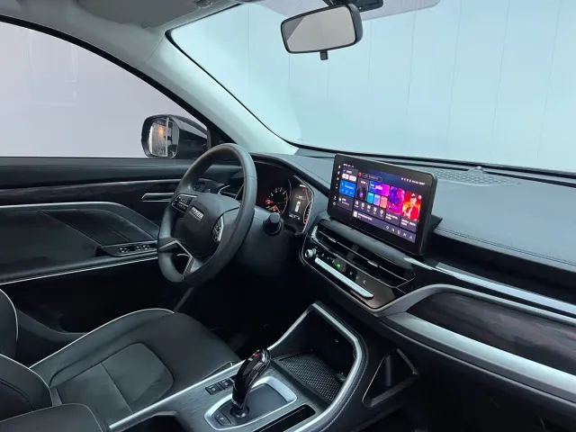 Haval H6 — Фото автомобиля 9