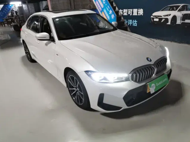 BMW 3 Series — Фото автомобиля 3