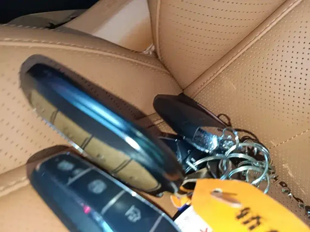 BYD FangChengBao Titanium 7 — Фото автомобиля 8