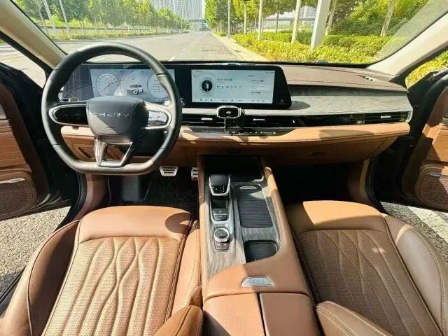 Chery Arrizo 8 — Фото автомобиля 6