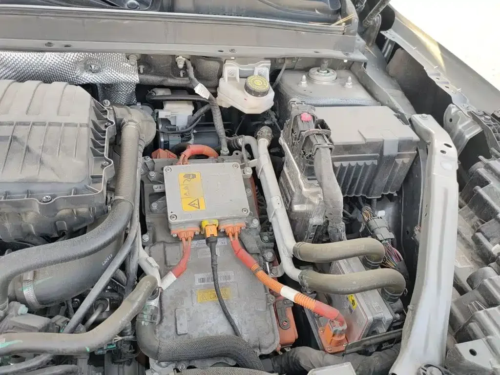 Chery Fengyun Fengyun T8 2025 Model 1.5T 130km Luxury 5-Seater — Фото автомобиля 23