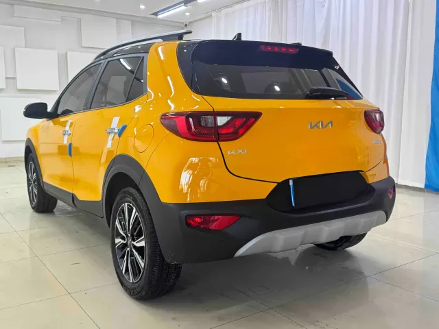 Kia KX1 — Фото автомобиля 4