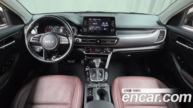 Kia Seltos — Фото автомобиля 10