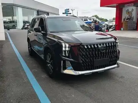 GAC Trumpchi GS8 — Фото автомобиля 2