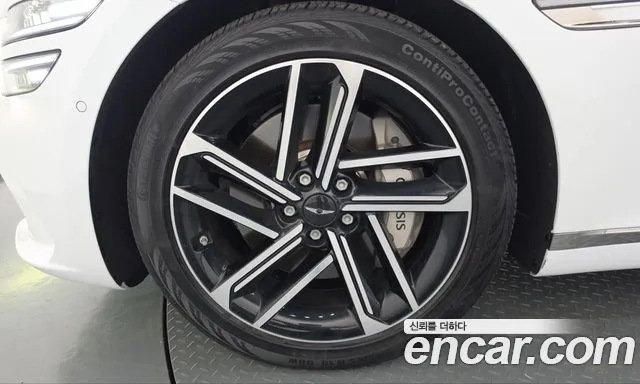 Genesis G80 RG3 — Фото автомобиля 5