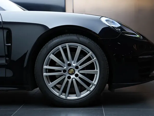 Porsche Panamera — Фото автомобиля 9