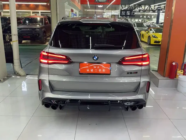 BMW X5 M — Фото автомобиля 12