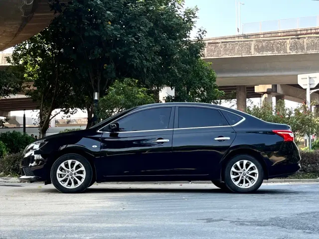 Nissan Sylphy — Фото автомобиля 3
