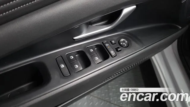 Hyundai AVANTE Новый Avante (CN7) — Фото автомобиля 4