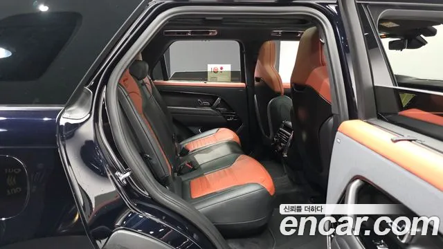 Land Rover Range Rover Sport — Фото автомобиля 12