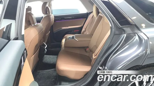 Hyundai Grandeur GN7 — Фото автомобиля 18