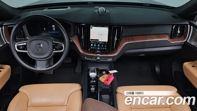 Volvo XC60 2nd Gen — Фото автомобиля 10