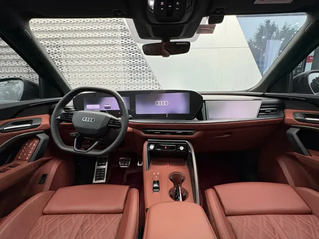 Audi Q5L — Фото автомобиля 7