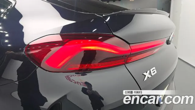 BMW X6 xDrive40i M Sport — Фото автомобиля 23