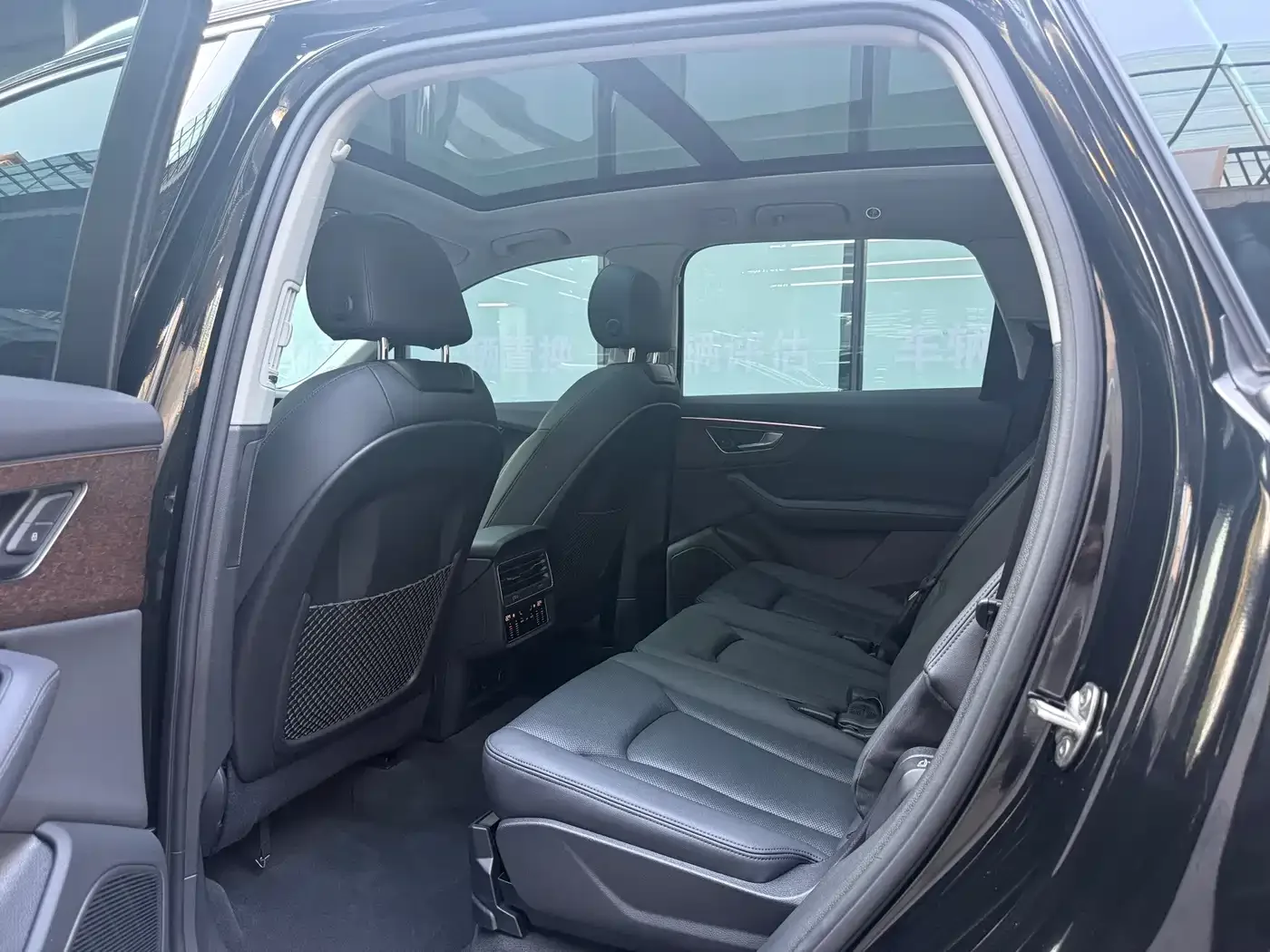 Audi Audi Q7 2023 55 TFSI quattro S line Sport — Фото автомобиля 8