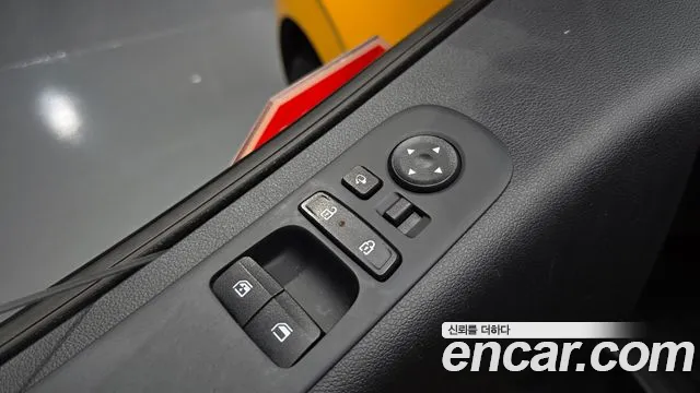 Hyundai Staria Staria L3.5 Школьный автобус — Фото автомобиля 19