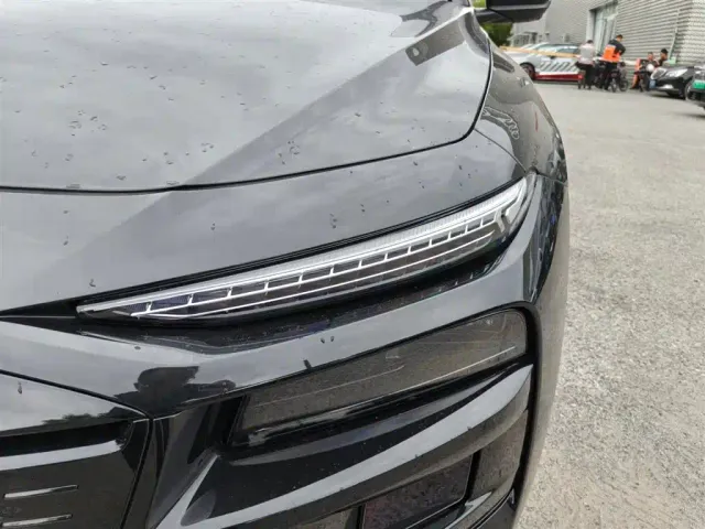 Audi A6L e-tron — Фото автомобиля 14