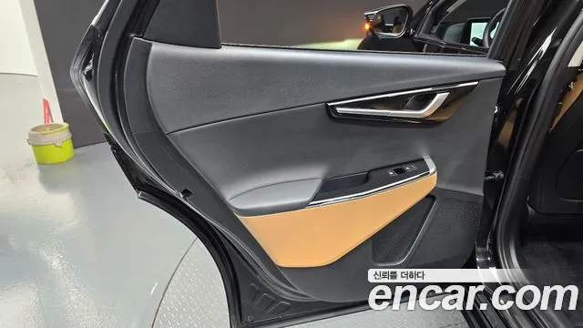 Kia EV6 — Фото автомобиля 8