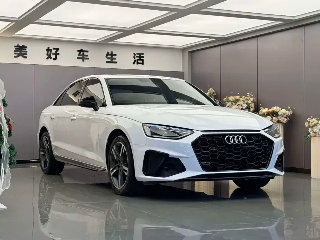 Audi Audi A4L 2022 40 TFSI Fashion Dynamic — Фото автомобиля 3