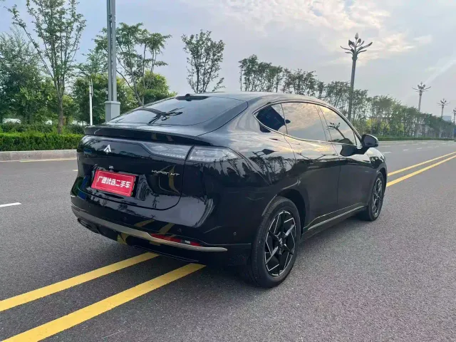 GAC Hyptec HT — Фото автомобиля 11