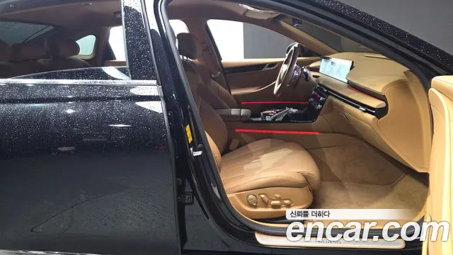 Genesis G80 Бензин 2.5 турбо AWD — Фото автомобиля 10