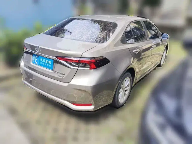 Toyota Corolla — Фото автомобиля 2