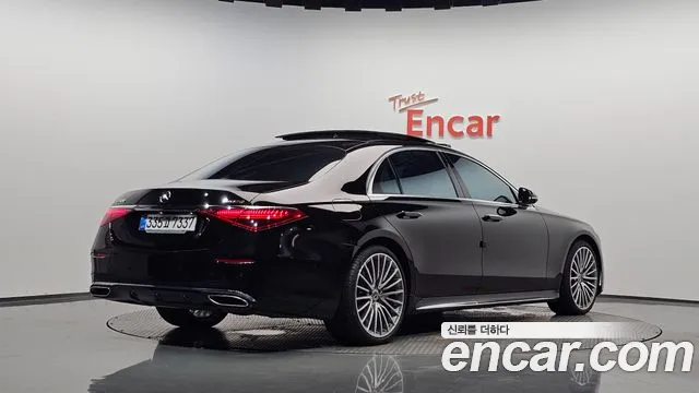 Фотография автомобиля — Mercedes-Benz S-Class W223