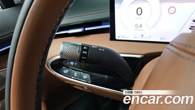 Genesis GV70 2.5T Бензин 2WD — Фото автомобиля 13