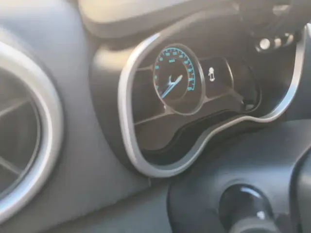 SWM Motor SWM X3 — Фото автомобиля 14