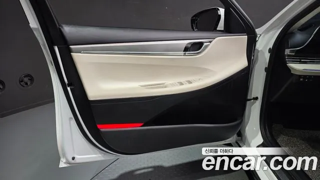 Hyundai Grandeur Grandeur (New) — Фото автомобиля 13