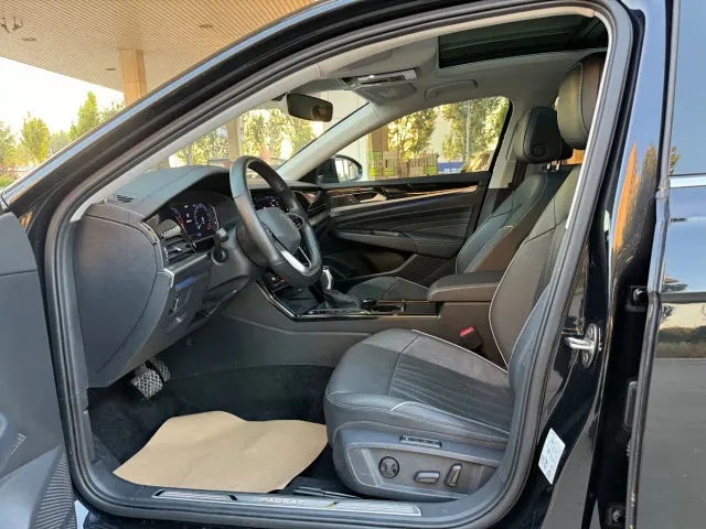 Volkswagen Passat — Фото автомобиля 5