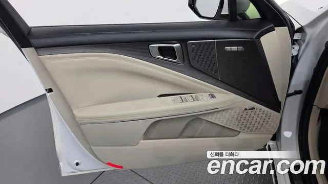 Kia K8 (New) Hybrid — Фото автомобиля 13