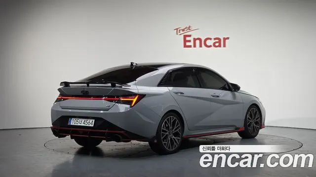 Hyundai AVANTE — Фото автомобиля 2
