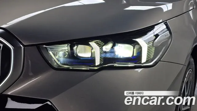 BMW 5-Series — Фото автомобиля 22