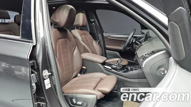 BMW X3 xDrive 20i M Sport Pro — Фото автомобиля 12