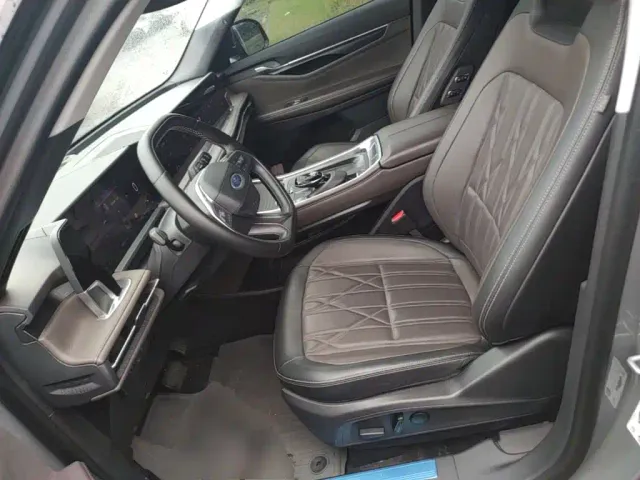 Ford Edge — Фото автомобиля 19