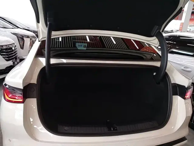 BYD Seal 06 — Фото автомобиля 18