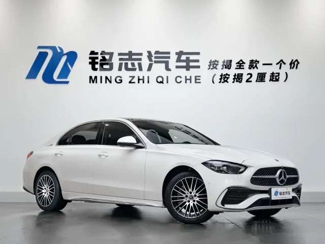 Mercedes-Benz C-Class — Фото автомобиля 3