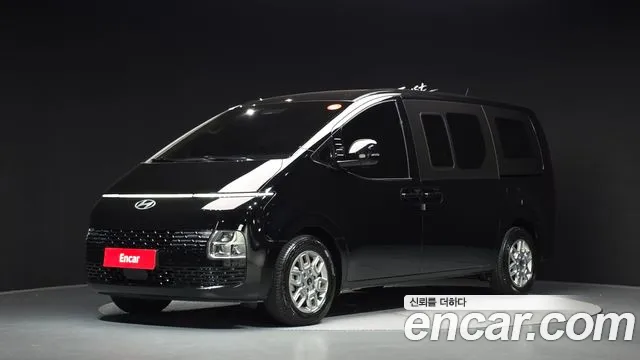 Фотография автомобиля — Hyundai Staria