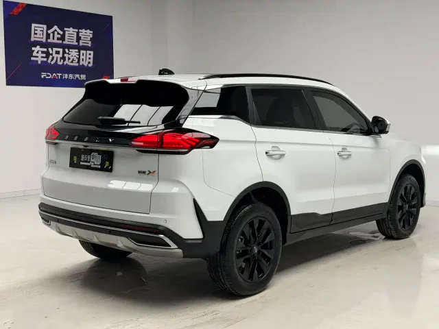 Geely Boyue — Фото автомобиля 4