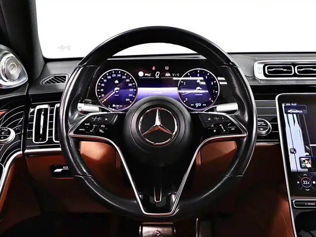 Mercedes-Benz S-Class — Фото автомобиля 11
