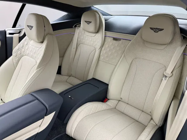 Bentley Continental — Фото автомобиля 8
