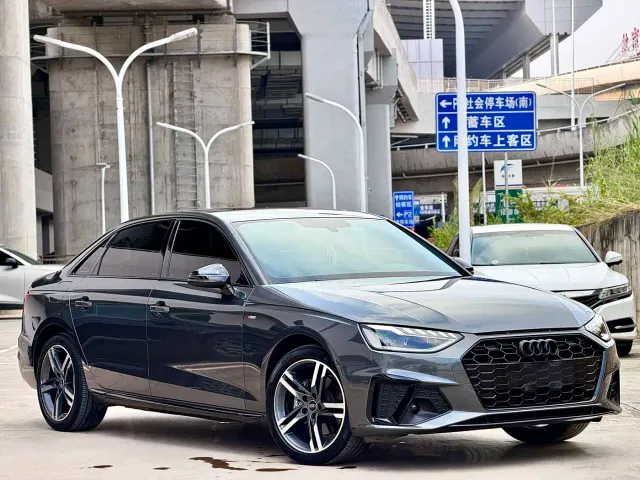 Audi A4L — Фото автомобиля 3