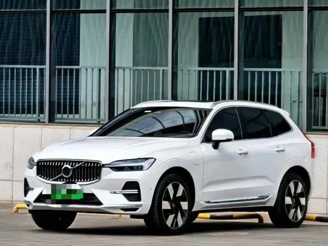 Фотография автомобиля — Volvo XC60