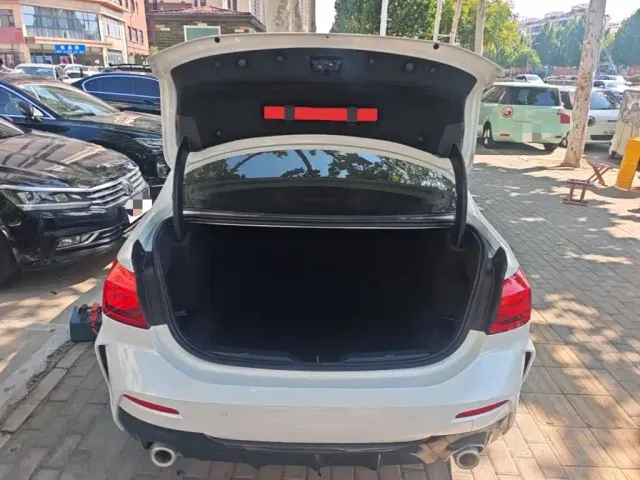 BMW 1 Series — Фото автомобиля 18